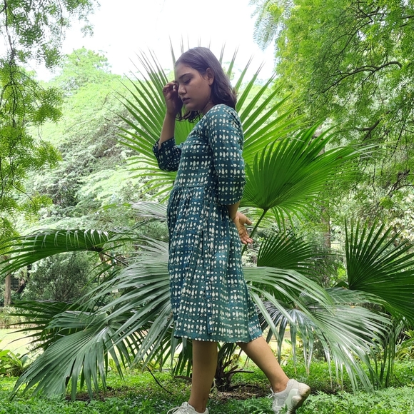 Size- S, Indigo hand block resist printed dress - Picture 3 of 6